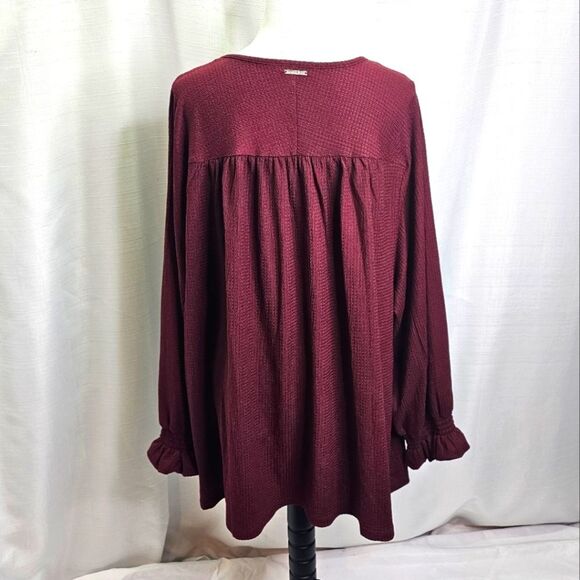 MICHAEL Michael Kors Burgundy Smocked Sleeve Textured Top Size 4X - Picture 10 of 13